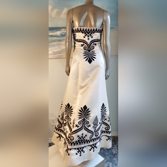 ♧$9,800 OSCAR DE LA RENTA EXCLUS SILK EMBR RED CARPET BOND 007 RUNWAY GOWN US 6 - Picture 7 of 16